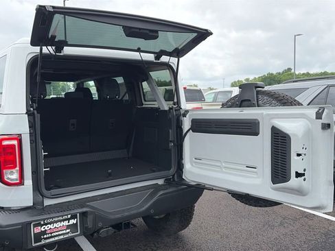 New 2026 Ford Bronco Heritage Edition AWD/4WD image 8
