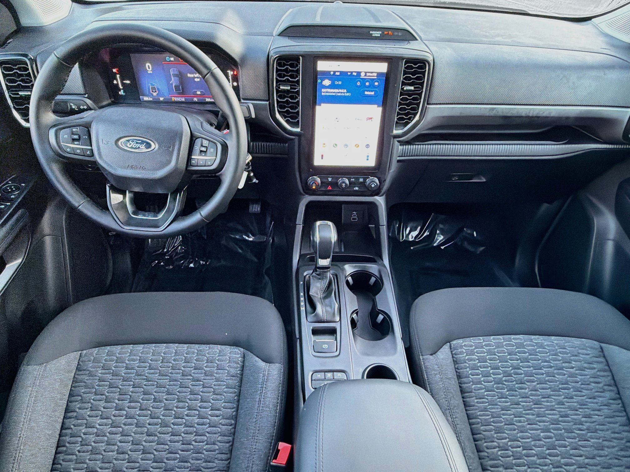 Used 2025 Ford Ranger XLT w/ Black Appearance Package RWD image 14
