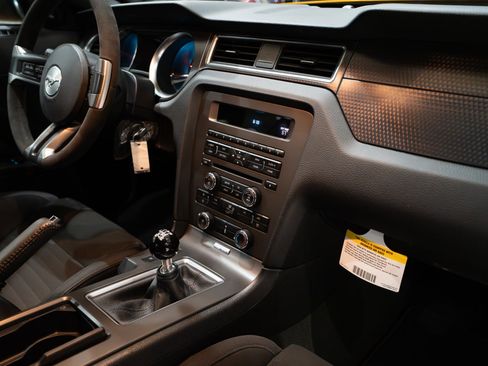 Used 2013 Ford Mustang Boss 302 image 28