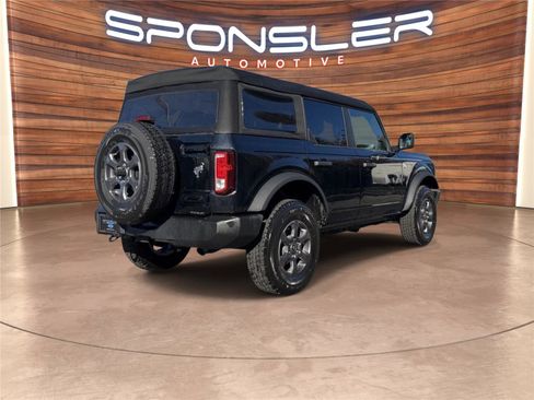 Used 2024 Ford Bronco Big Bend image 8