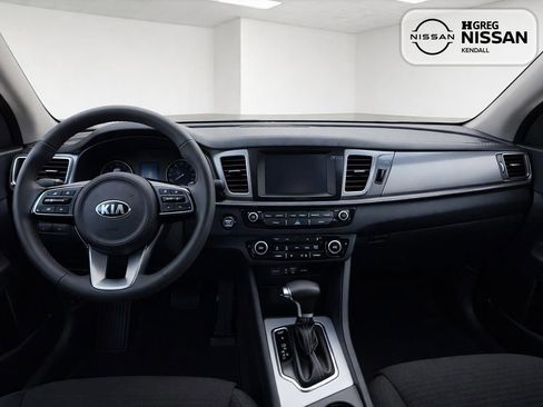 Used 2018 Kia Niro LX image 14