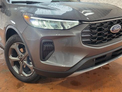 New 2026 Ford Escape ST-Line w/ Tech Pack #1 FWD image 10