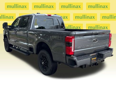 New 2026 Ford F250 Lariat w/ Black Appearance Package AWD/4WD image 11