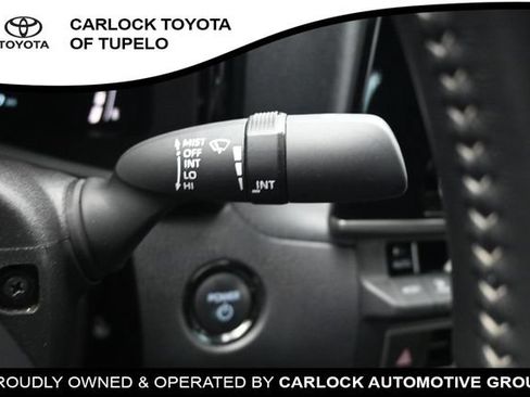 Used 2025 Toyota Camry SE FWD image 23