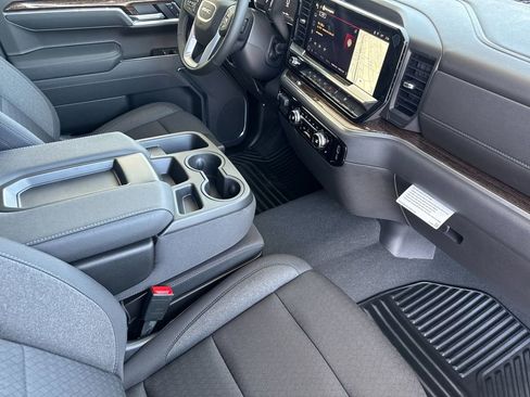 New 2026 GMC Sierra 1500 SLE AWD/4WD image 14