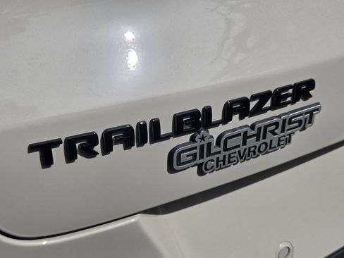 New 2026 Chevrolet TrailBlazer RS w/ Driver Confidence Package FWD image 12
