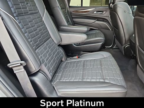 Used 2024 Cadillac Escalade Sport Platinum AWD/4WD image 17