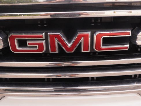 Used 2022 GMC Sierra 1500 SLT w/ SLT Premium Plus Package AWD/4WD image 45