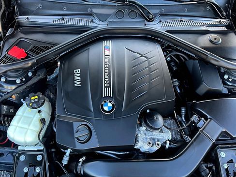 Used 2016 BMW M235i Coupe image 31