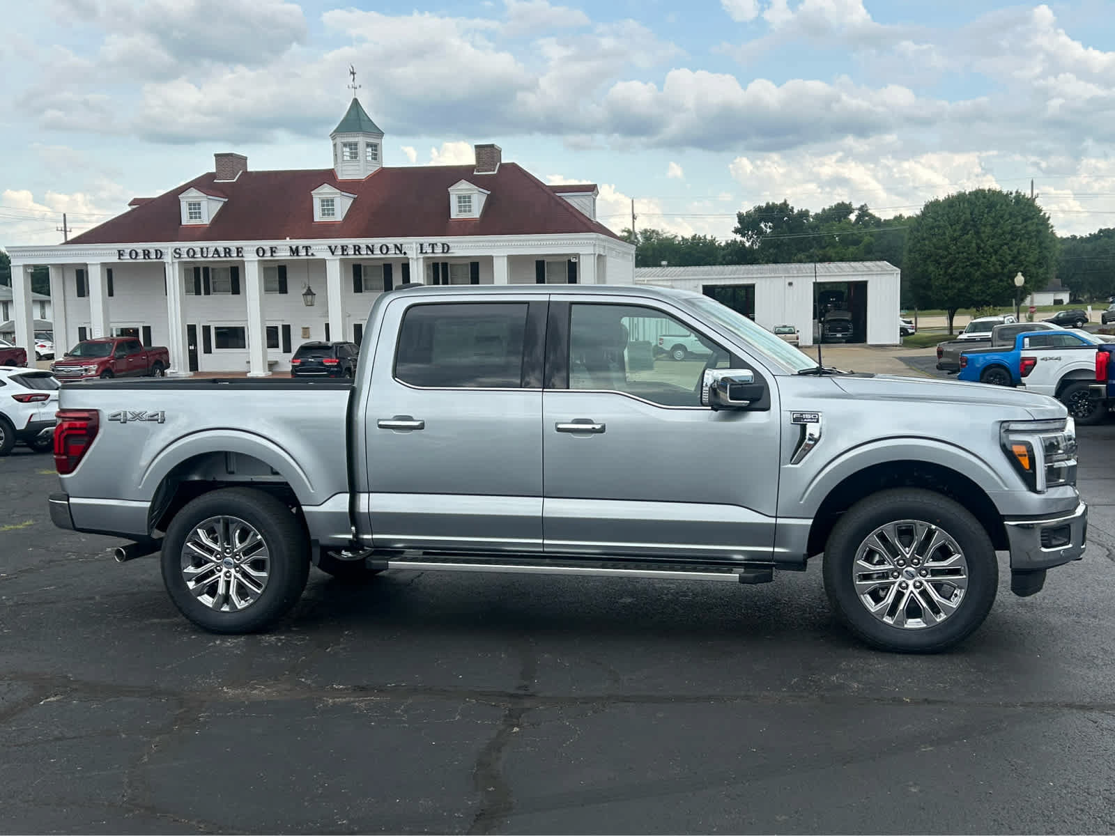 New 2026 Ford F150 Lariat w/ Equipment Group 501A Mid AWD/4WD image 3