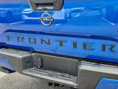 Certified 2026 Nissan Frontier SV w/ All-Weather Content Package AWD/4WD image 30