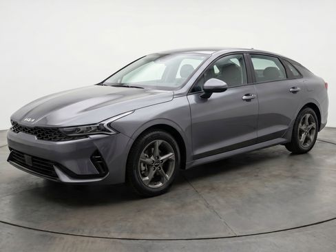 Used 2025 Kia K4 FWD image 3