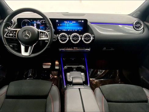 Certified 2023 Mercedes-Benz GLA 250 4MATIC image 18