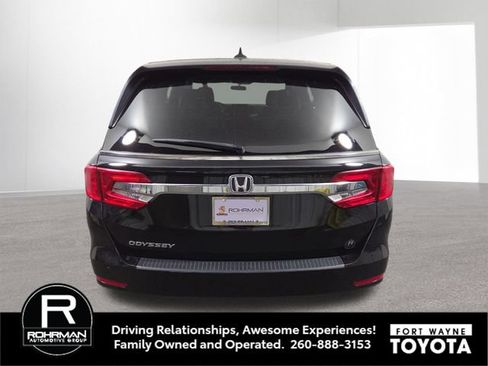 Used 2018 Honda Odyssey EX image 8
