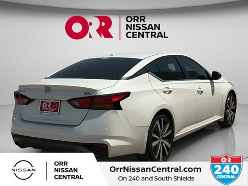 Used 2022 Nissan Altima 2.5 SR FWD image 5