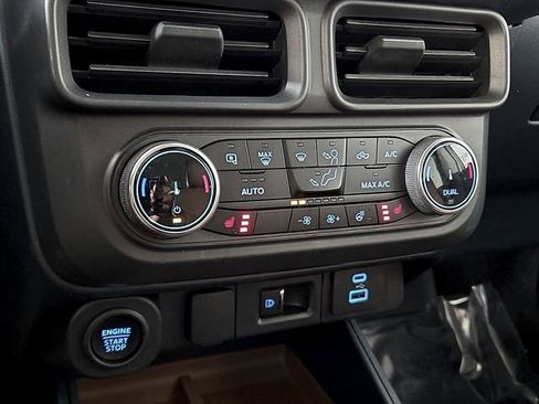 Used 2023 Ford Maverick Lariat w/ Lariat Luxury Package image 14