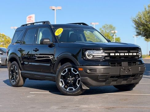 Used 2023 Ford Bronco Sport Outer Banks w/ Tech Package image 2