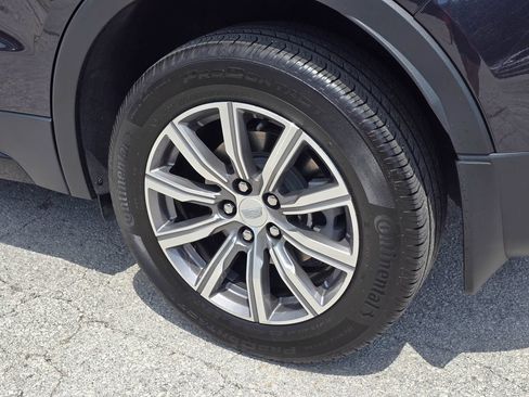 Used 2023 Cadillac XT4 Sport w/ Cold Weather Package FWD image 7