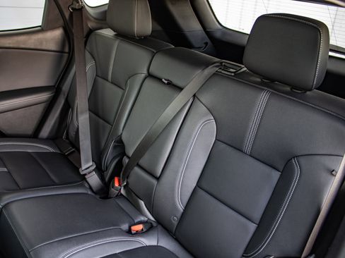 Used 2023 Chevrolet Blazer LT w/ LPO, Black Grille Bar Package image 19