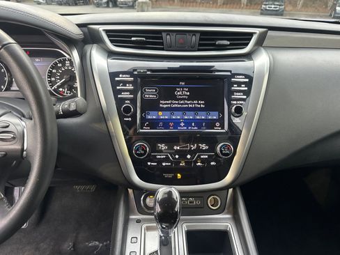 Used 2023 Nissan Murano SV image 27