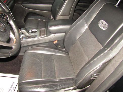 Used 2018 Jeep Grand Cherokee Overland image 13