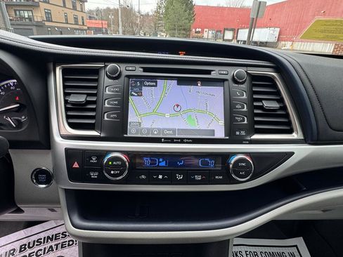 Used 2016 Toyota Highlander XLE w/ Protection Package #3 image 20