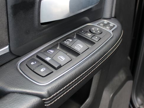 Used 2024 RAM 2500 Big Horn w/ Night Edition image 34