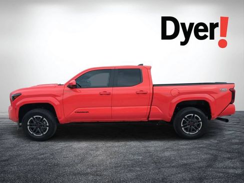 Used 2024 Toyota Tacoma TRD Sport RWD image 7