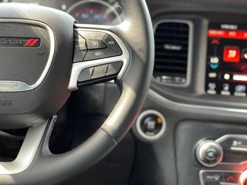 Used 2015 Dodge Charger SXT RWD image 32