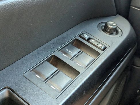 Used 2016 Jeep Patriot High Altitude image 29