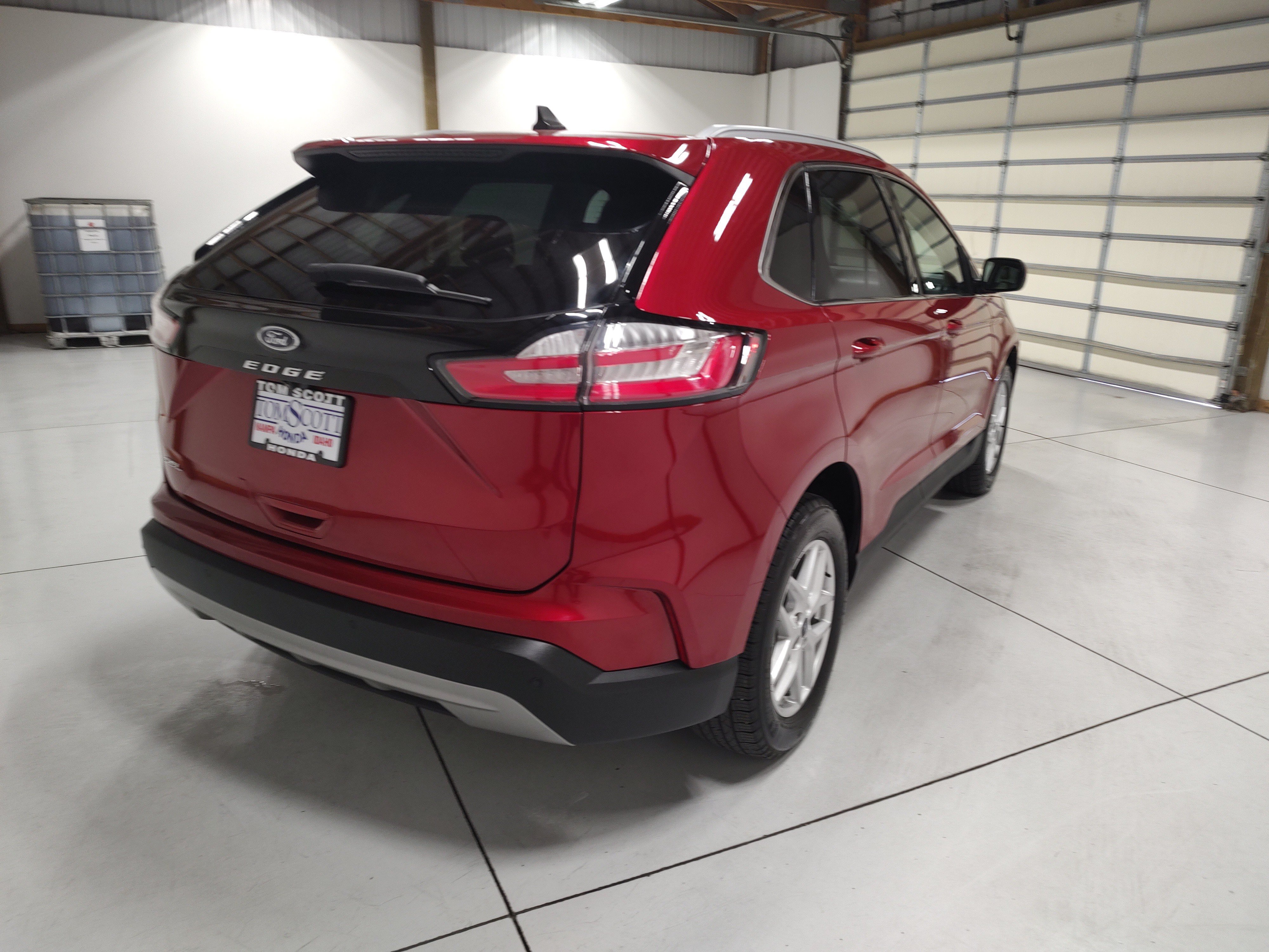 Used 2021 Ford Edge SEL w/ Convenience Package FWD image 13