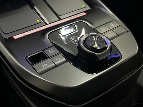 New 2026 Toyota C-HR AWD/4WD image 23