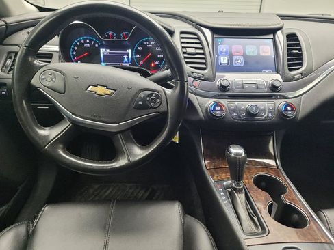Used 2014 Chevrolet Impala LT FWD image 22