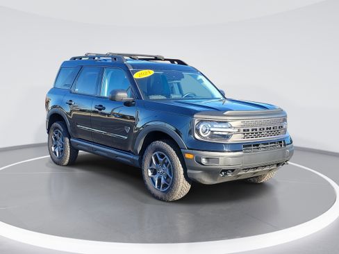Used 2024 Ford Bronco Sport Badlands image 2