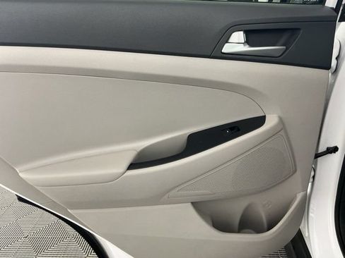 Used 2020 Hyundai Tucson SE w/ Cargo Package AWD/4WD image 9