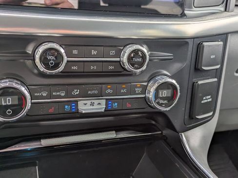 Used 2021 Ford F150 Lariat w/ Max Trailer Tow Package AWD/4WD image 17