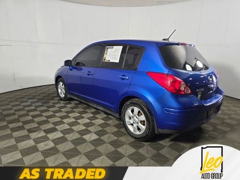 Used 2008 Nissan Versa Hatchback w/ Convenience Pkg FWD image 7