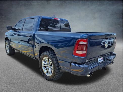 Used 2023 RAM 1500 Laramie AWD/4WD image 12
