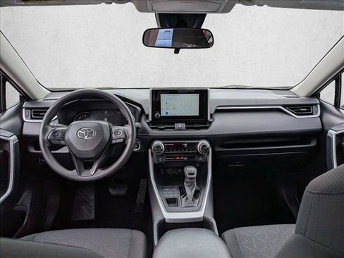 Certified 2025 Toyota RAV4 XLE AWD/4WD image 18