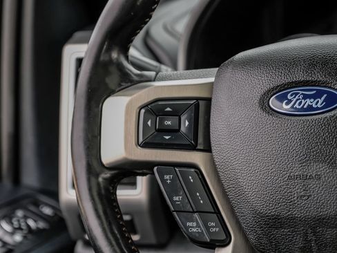 Used 2020 Ford F250 Platinum w/ Tremor Off-Road Package AWD/4WD image 16