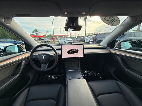 Used 2023 Tesla Model Y Long Range AWD/4WD image 20