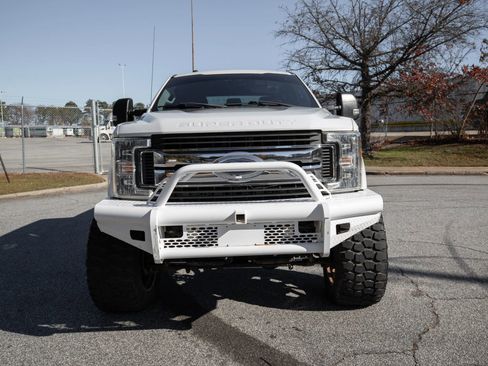 Used 2017 Ford F250 XLT image 8