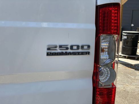 Used 2026 RAM ProMaster 2500 w/ Convenience Group FWD image 10