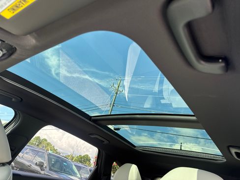 New 2025 Hyundai Tucson Limited image 23