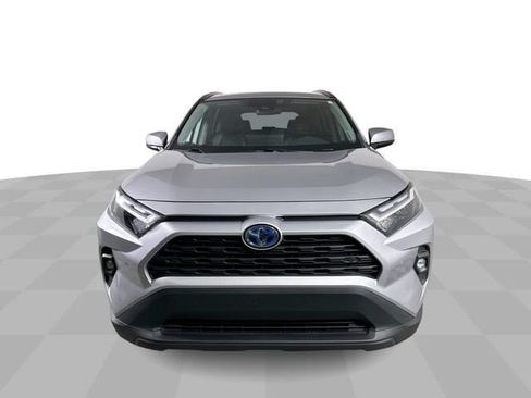 Used 2023 Toyota RAV4 XLE Premium AWD/4WD image 3