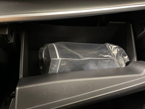 Used 2025 Nissan Rogue SV FWD image 27
