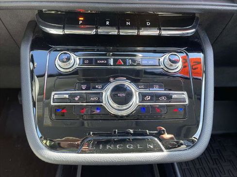 Used 2022 Lincoln Corsair AWD w/ Equipment Group 101A image 29
