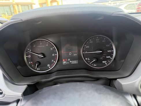 Used 2025 Subaru Crosstrek 2.0i Premium image 24