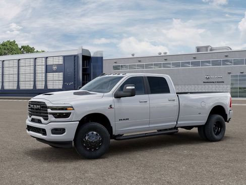 New 2026 RAM 3500 Laramie AWD/4WD image 2