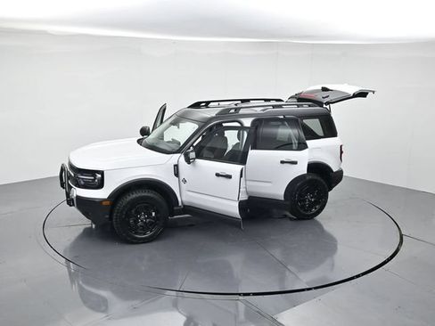 Used 2025 Ford Bronco Sport Outer Banks w/ Sasquatch Outer Banks Package AWD/4WD image 45